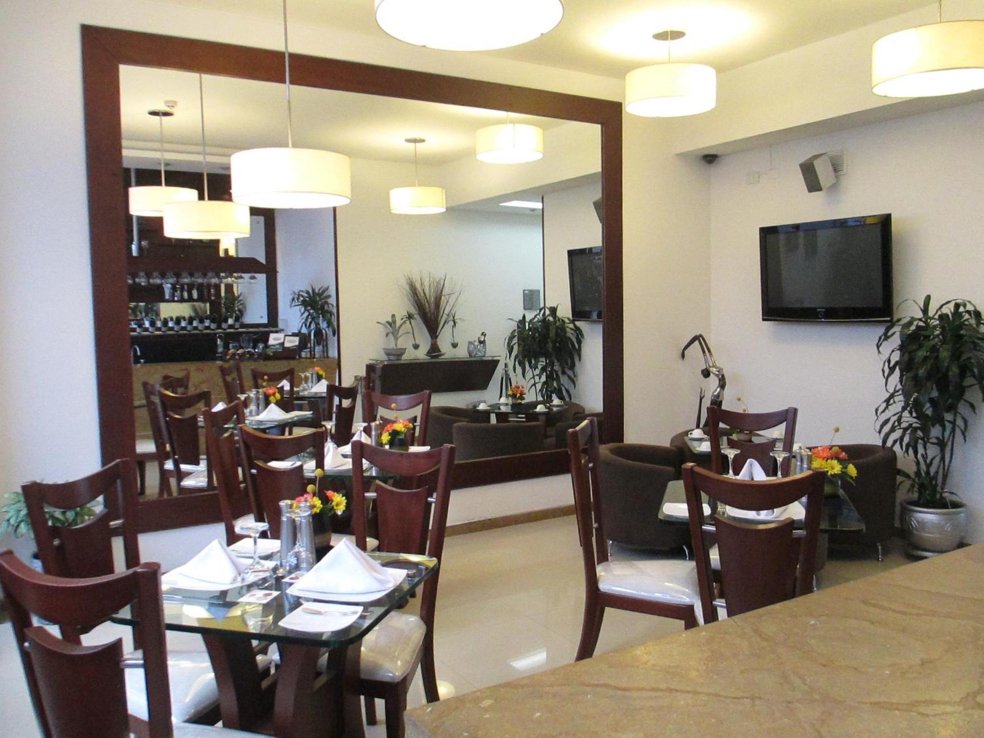 Hotel Platinum Suite, Bogota